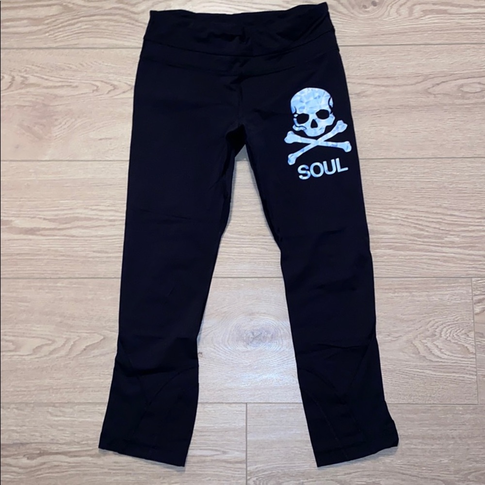 Lululemon x SoulCycle Capri leggings